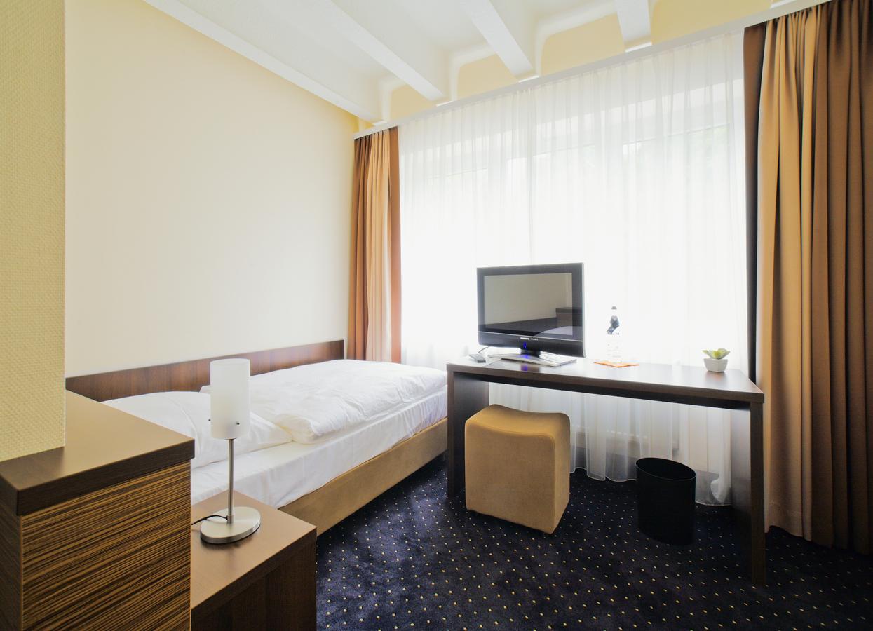 Hotel Silicium ヘール・グレンツハウゼン エクステリア 写真