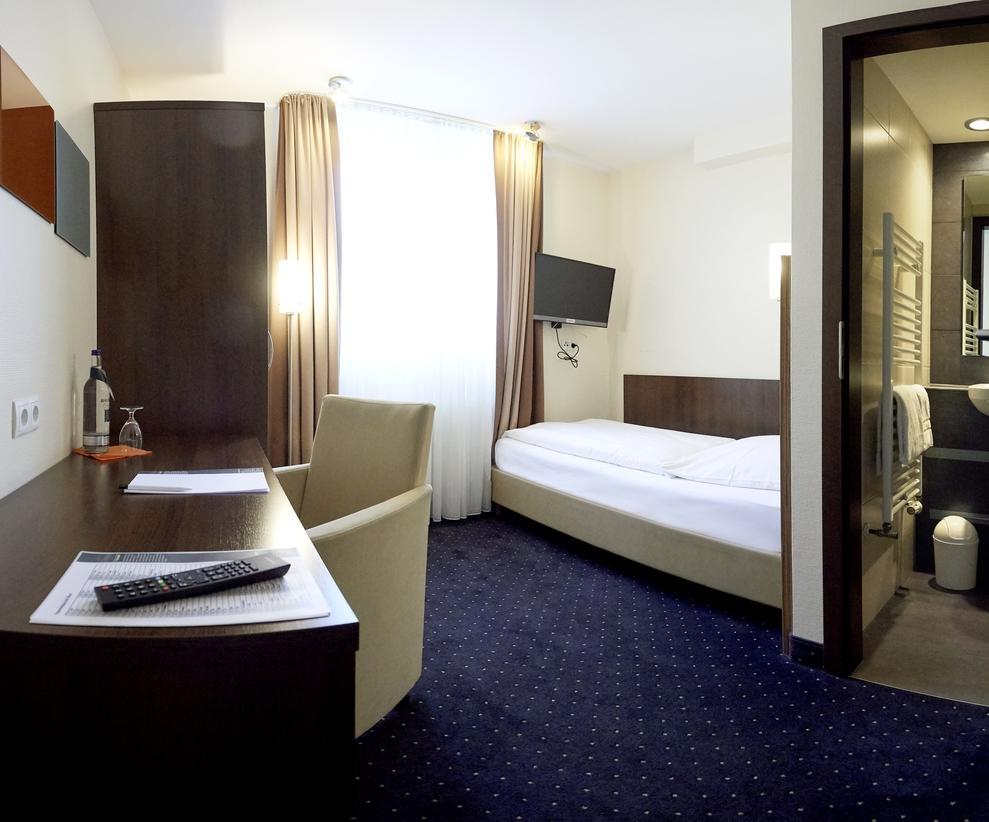 Hotel Silicium ヘール・グレンツハウゼン エクステリア 写真
